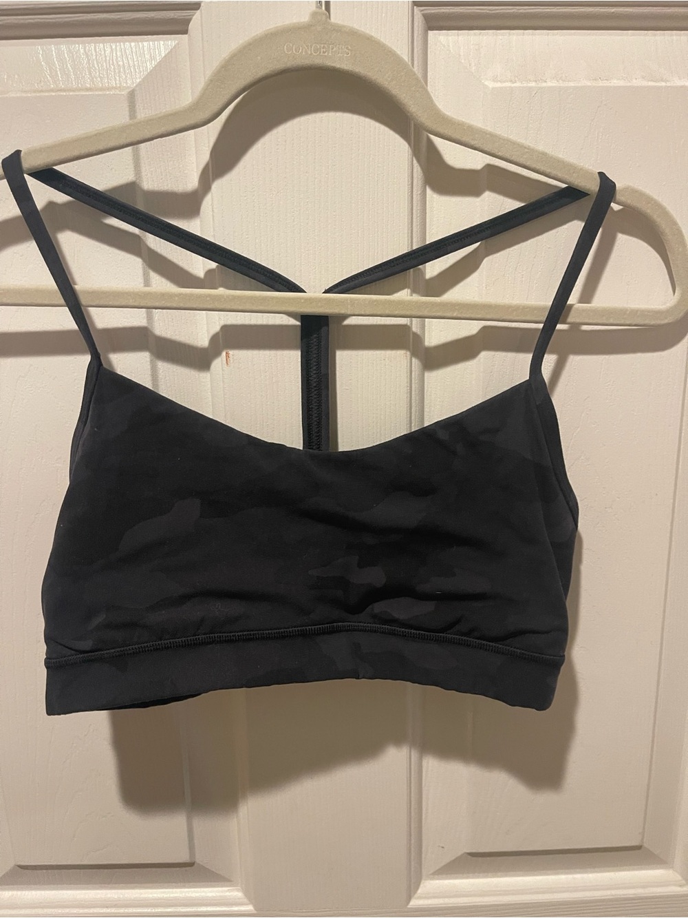 Lululemon Black Camo Flow Y Bra Nulu | Size 8
